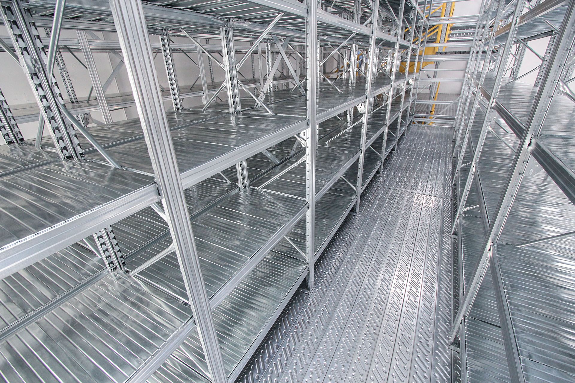 Unirack galvanised shelving system